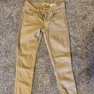 Levi’s skinny khakis